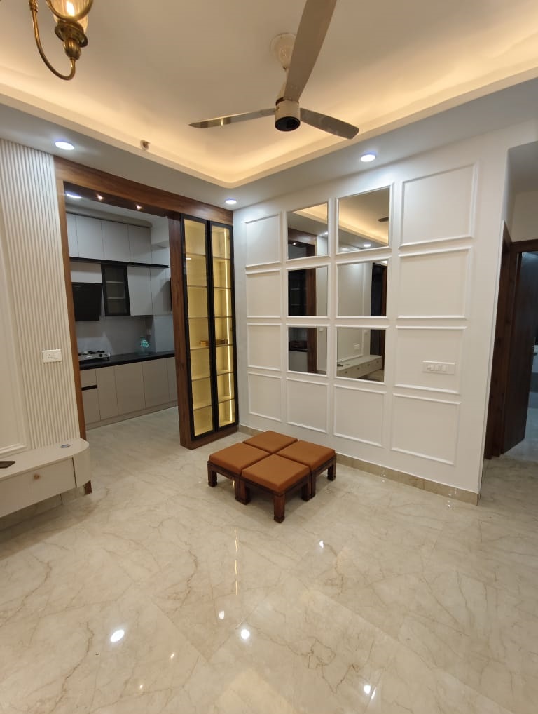 Spring HOME Gallery